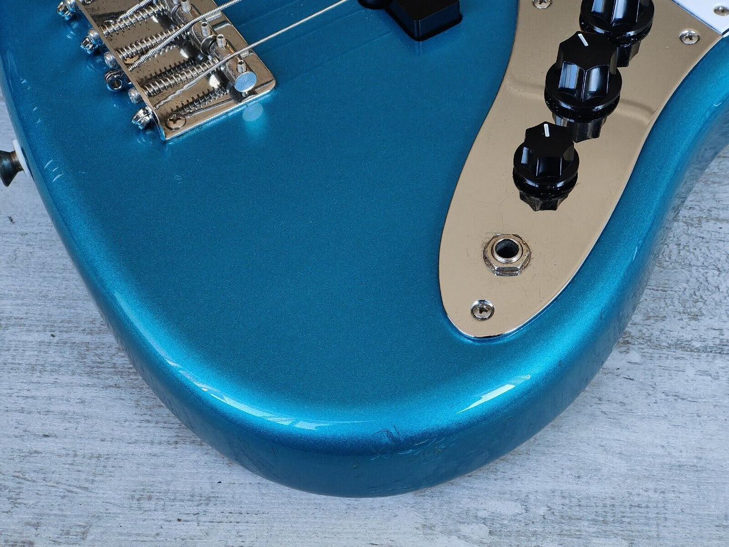 2004 Fender Japan Jazz Bass Standard (Lake Placid Blue)
