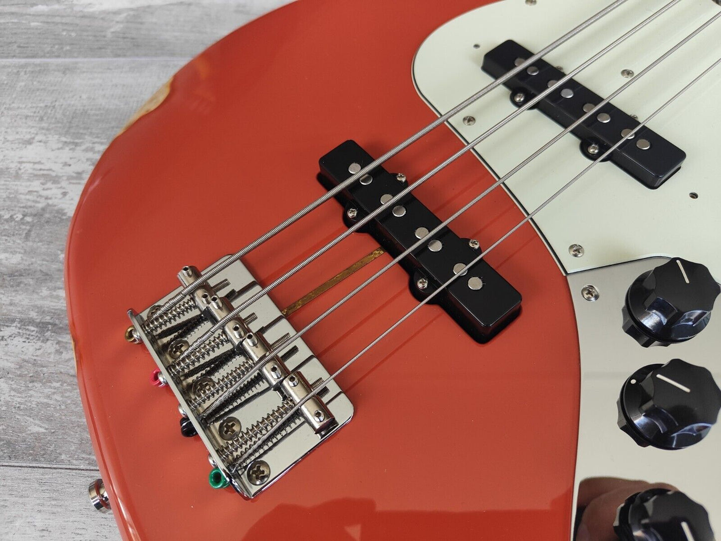 2021 Fender Japan Traditional 60's Jazz Bass (Fiesta Red)