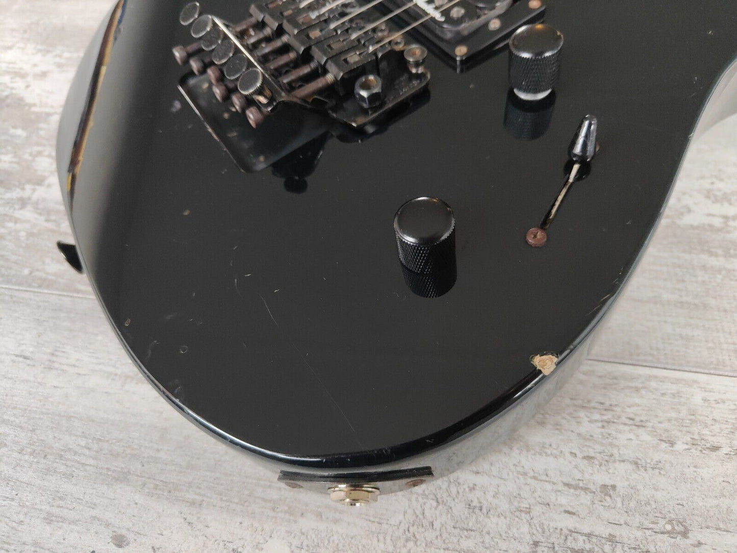 1991 Charvel Jackson Japan DK-065-SSH Dinky (Black)