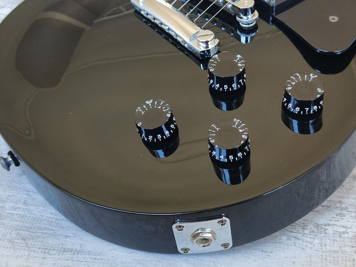 1999 Gibson Les Paul Studio (Ebony) w/OHSC