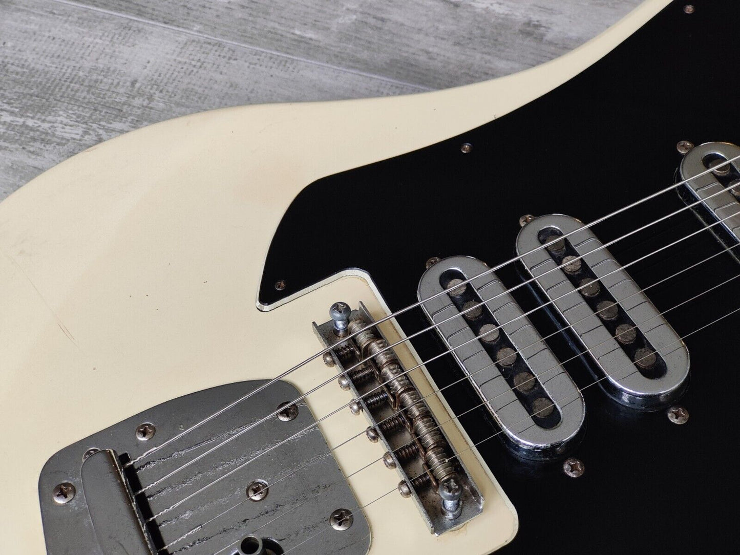 1960's Pleasant Japanese Vintage Guitar (Aged White)