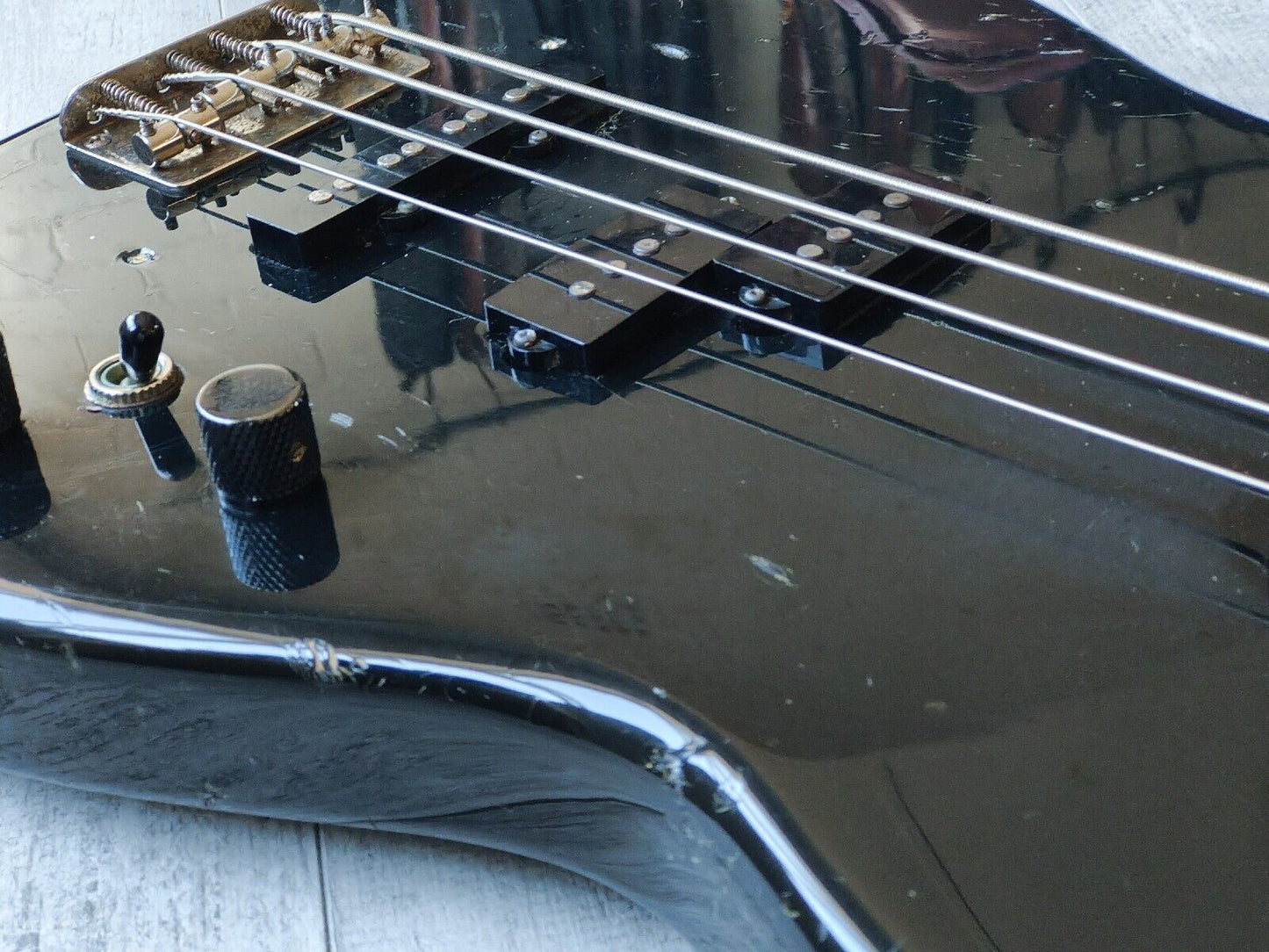 1995 Fender Japan "Jazz Bass Special" (Black)
