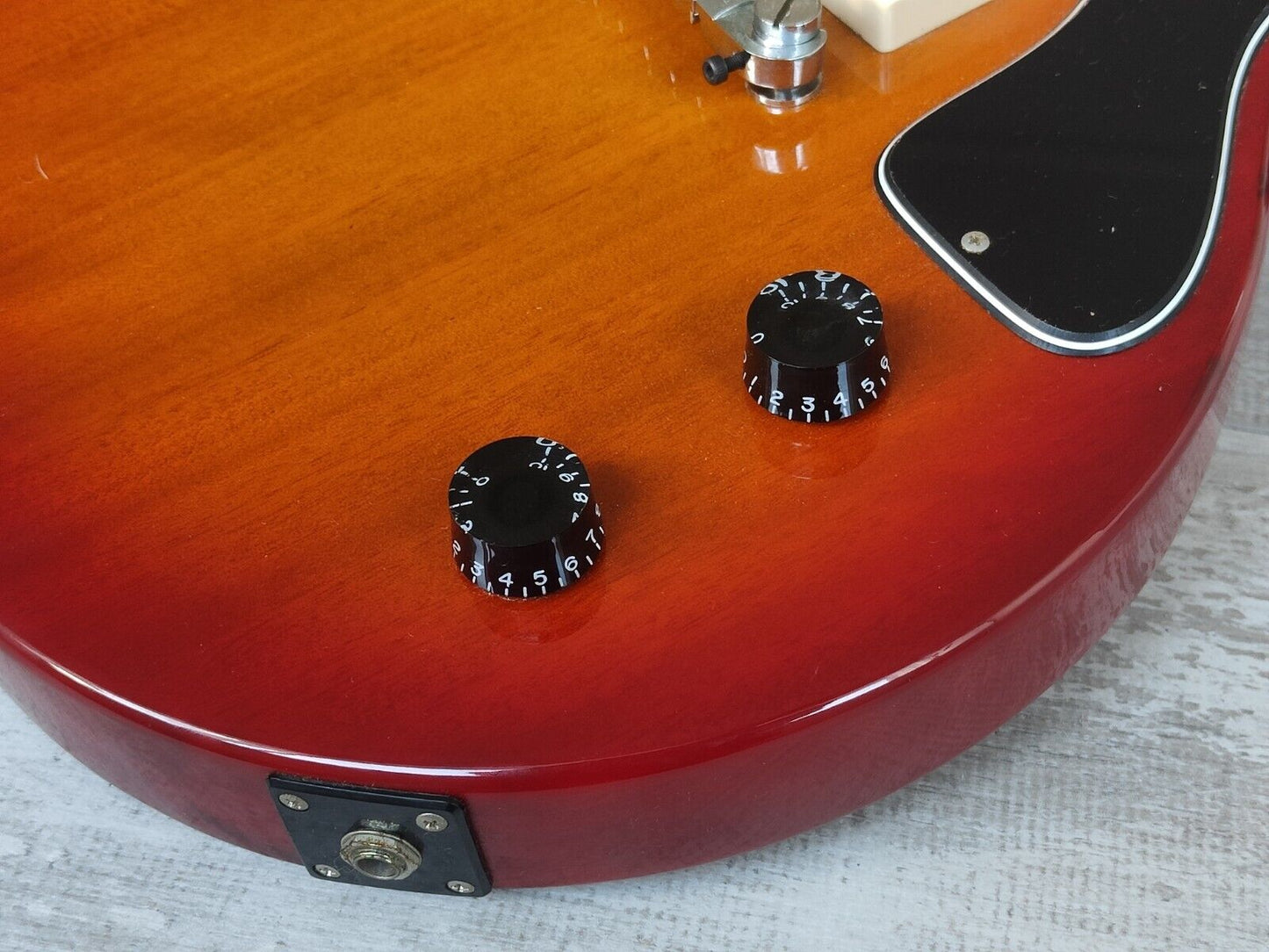 2013 Epiphone Limited Edition Custom Shop Les Paul Junior (Cherry Sunburst)
