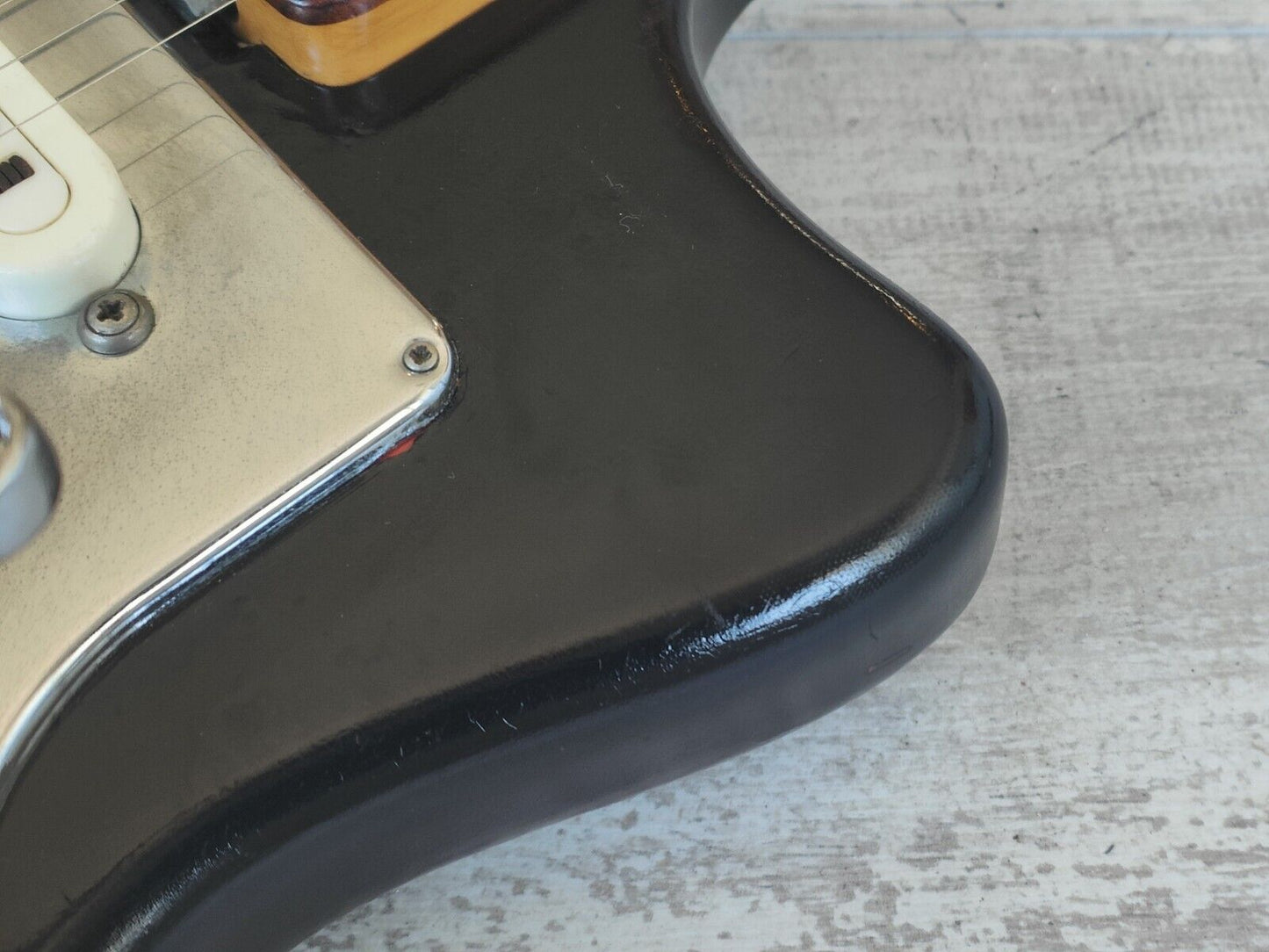 1964 Guyatone Japan LG-130T Vintage Guitar (Refinished Black)