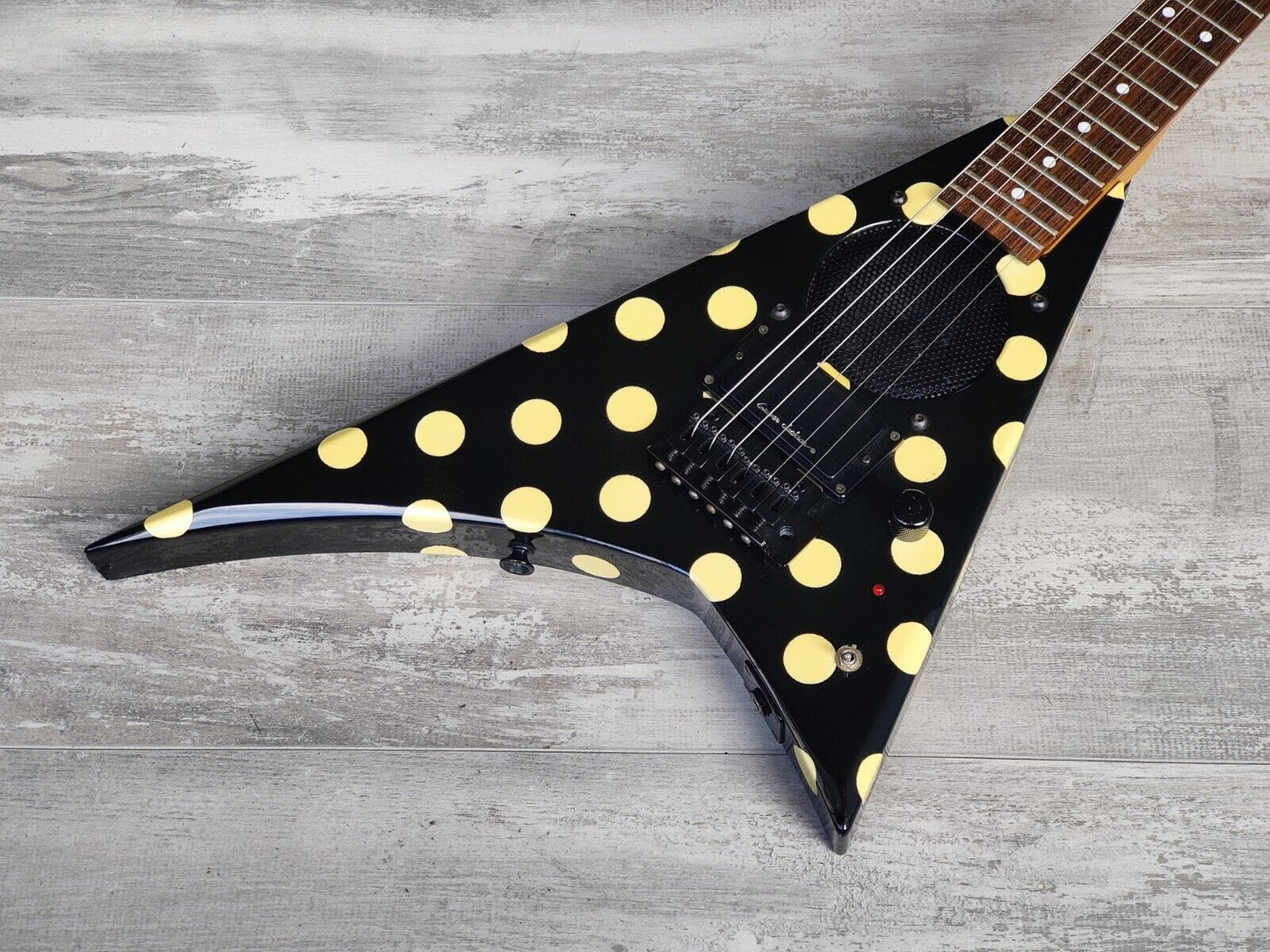 1996 Grover Jackson Japan Mini Rhoads Flying V w/Onboard Speaker/Amp (Polka Dot)