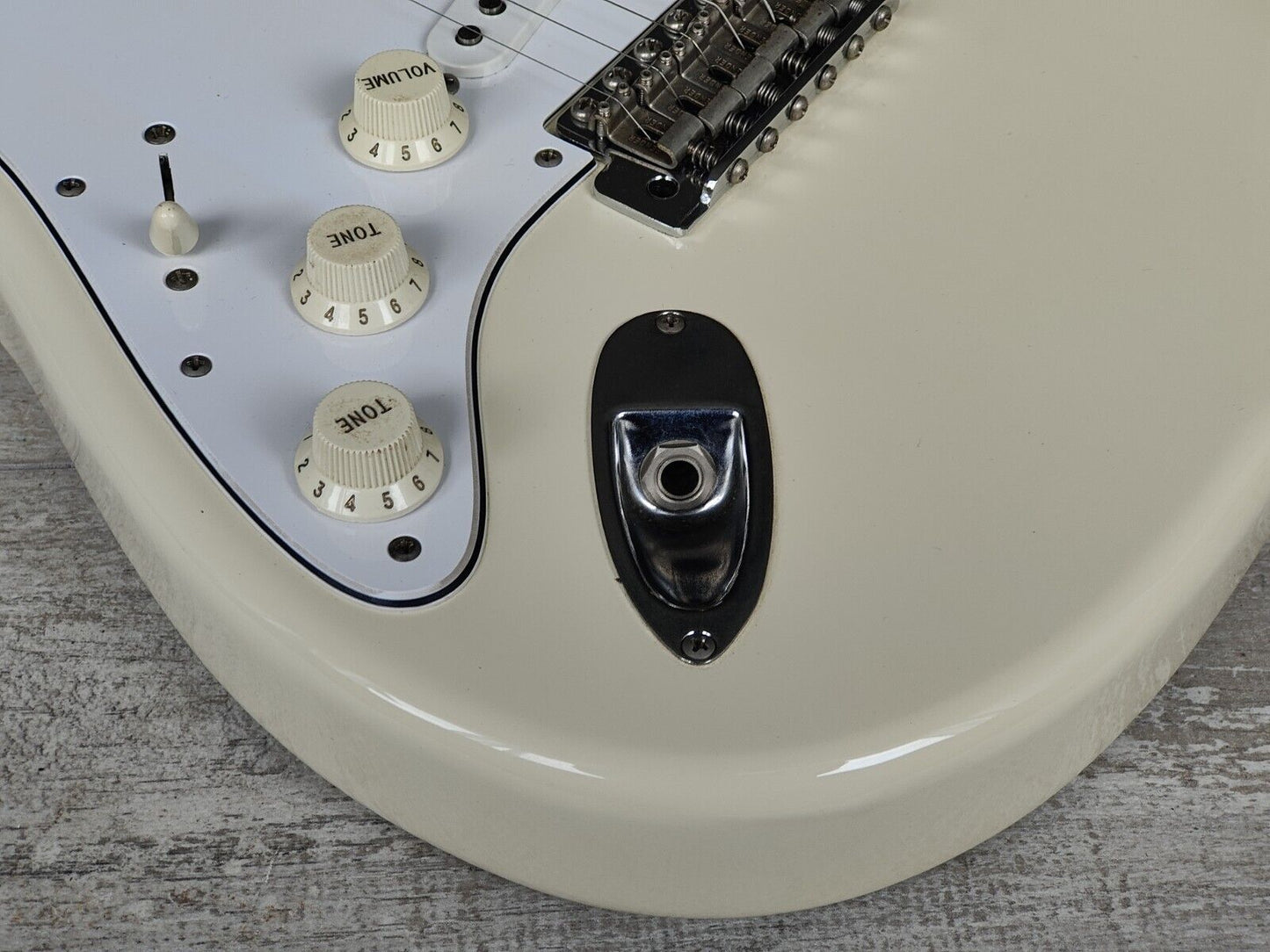 2004 Fender Japan ST68-75L LH Left Handed '68 Stratocaster (Vintage White)