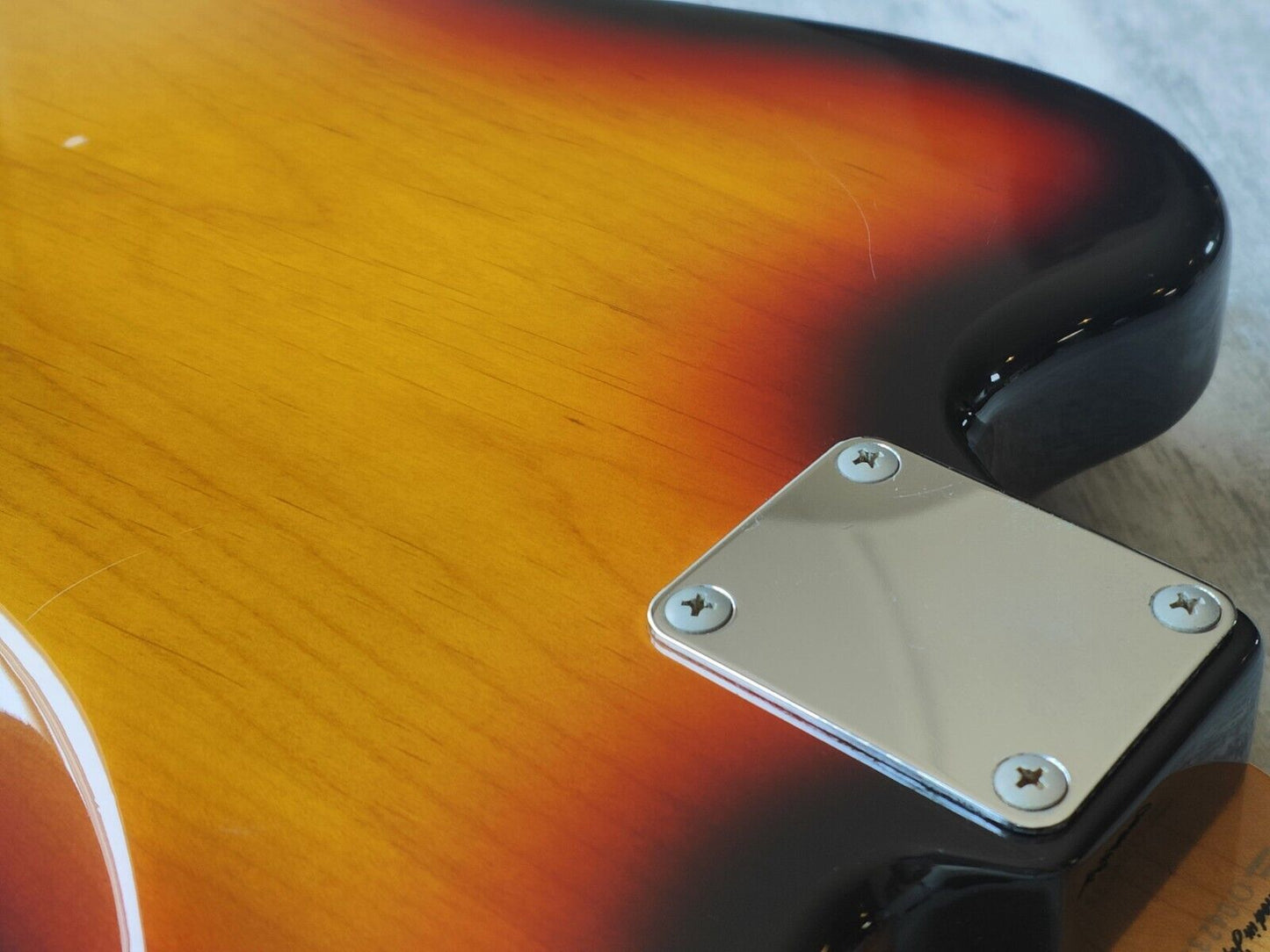 1999 Fender Japan JG66-85 '66 Reissue Jaguar w/Bridge Humbucker (Sunburst)