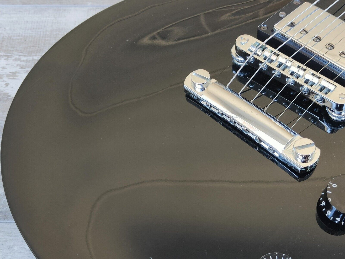 1999 Gibson Les Paul Studio (Ebony) w/OHSC