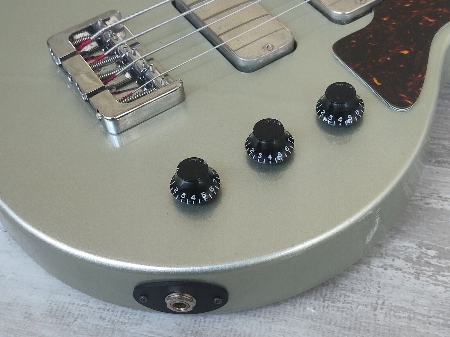 1997 Greco Japan LGB-700 Les Paul Bass (Metallic Silver)
