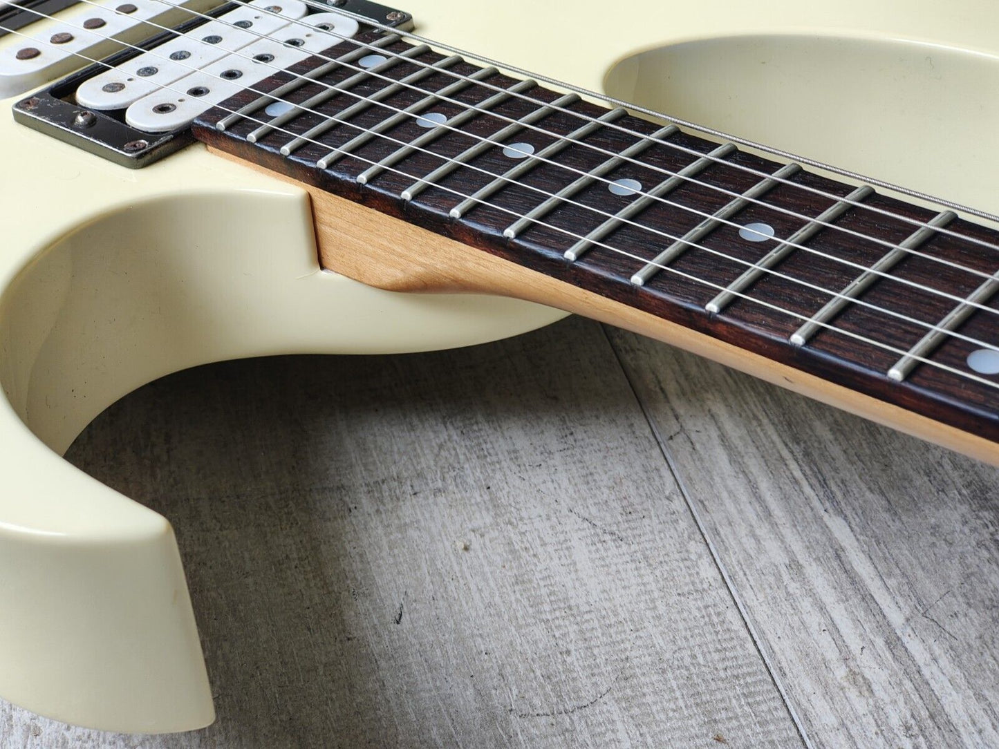 2003 Ibanez Japan PGM30 Paul Gilbert Model HSH Superstrat (White)