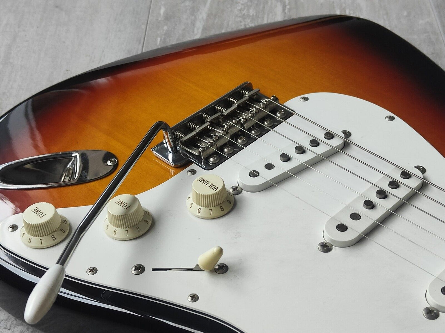 1999 Fender Japan ST62-58US '62 Reissue Stratocaster w/US Pickups (Sunburst)