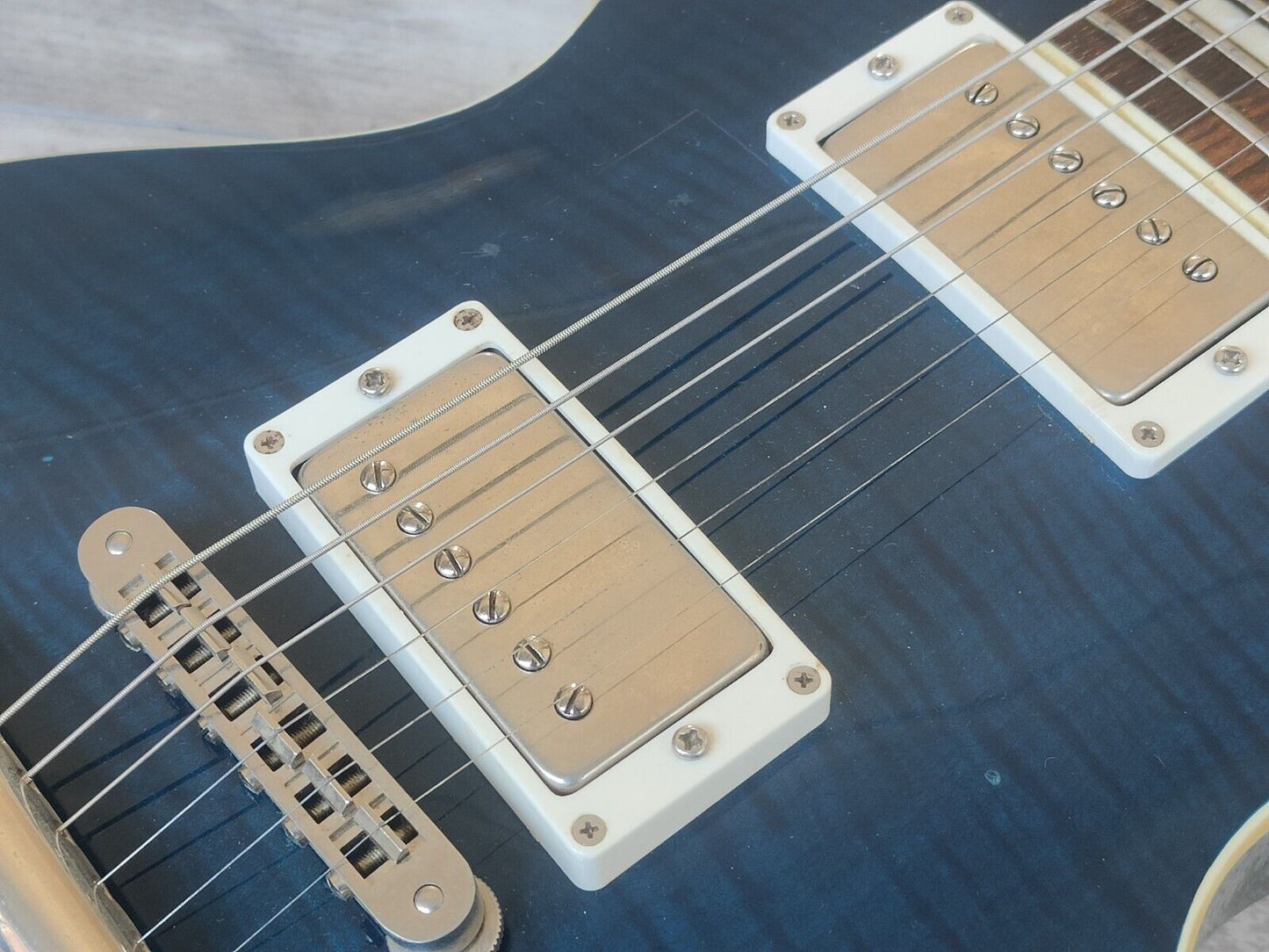 2006 Burny Les Paul Standard (Transparent Blue) w/Case