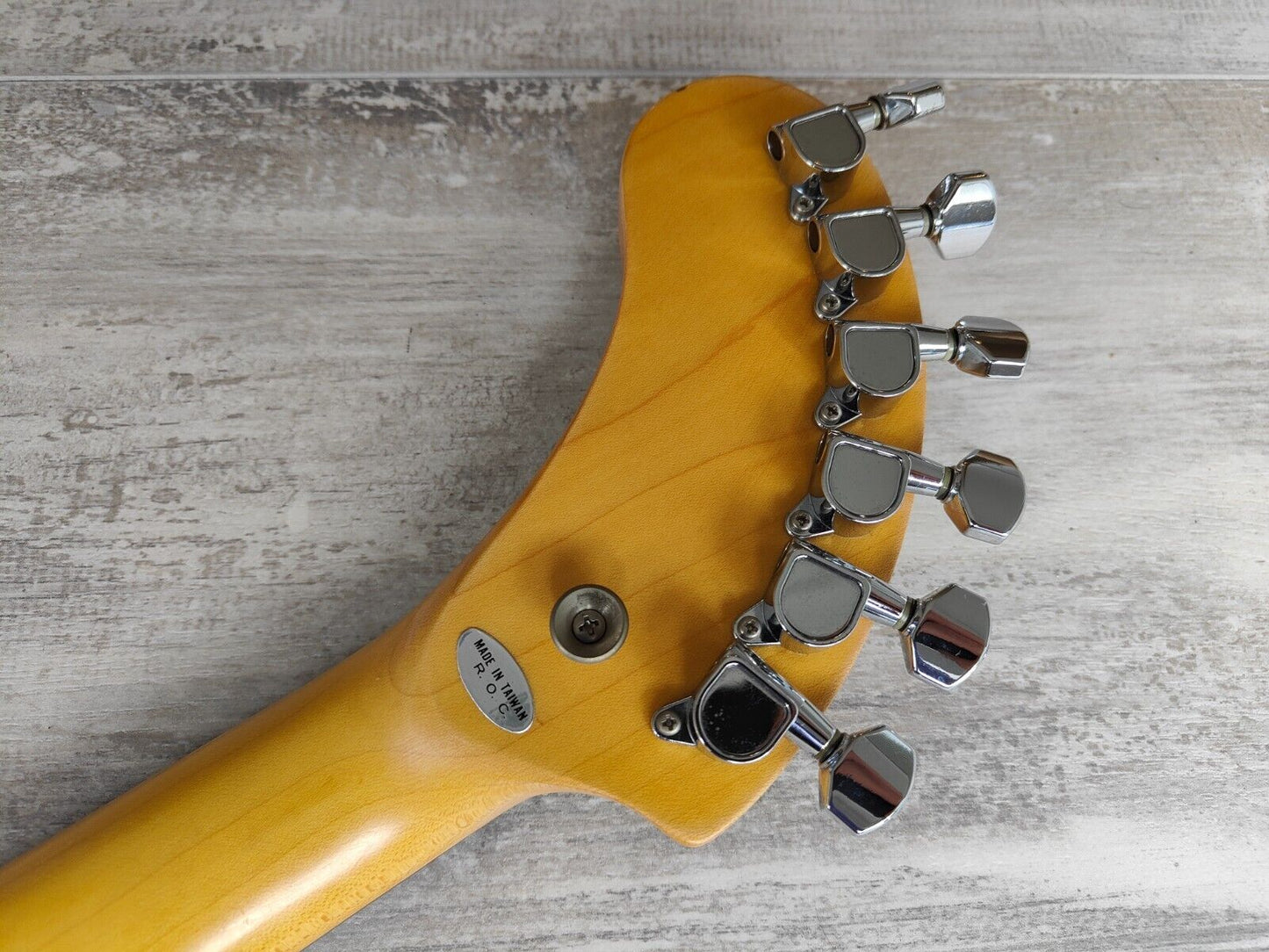 Fernandes ZO-3 Nomad Travel Guitar w/Onboard Speaker/Amplifier