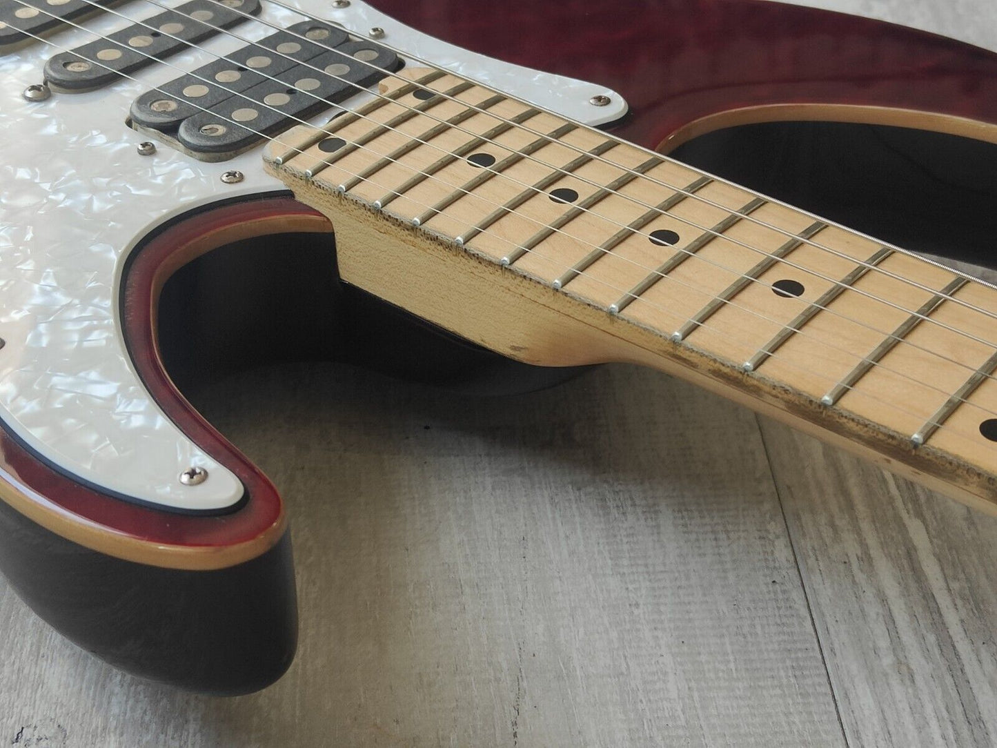 2018 Schecter Japan SD-2-24-AL HSH Superstrat (Quilt Top Red)