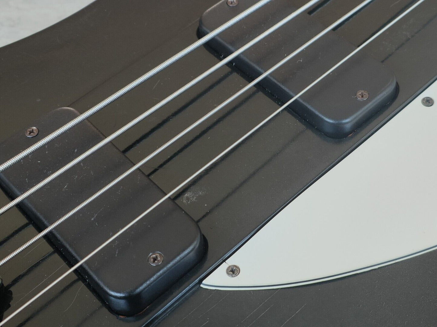 1999 Gibson USA Thunderbird IV Bass (Ebony)