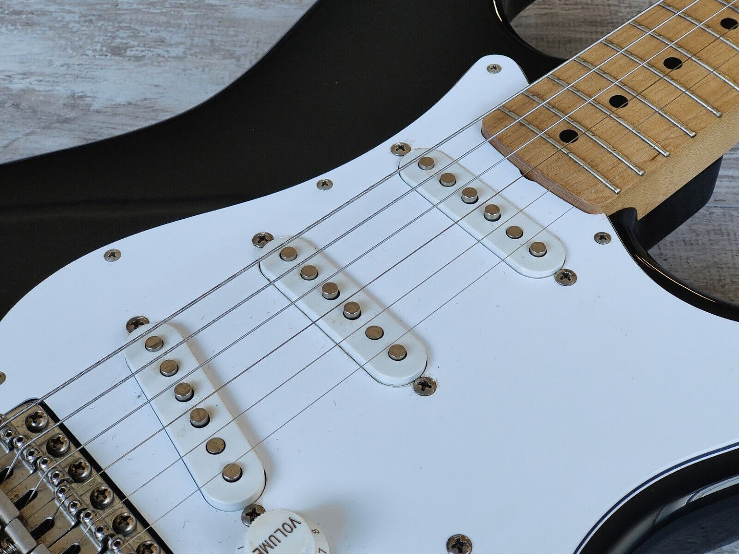 2006 Fender Japan Stratocaster Standard (Black)