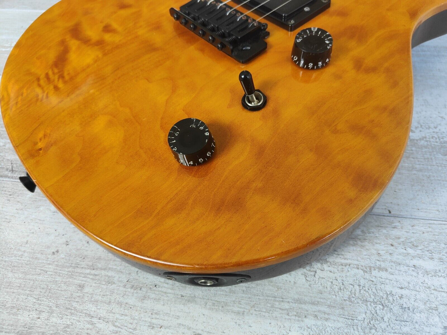 2000's Greco GPH-60 PRS Style Guitar w/EMG Select Pickups (Amber)