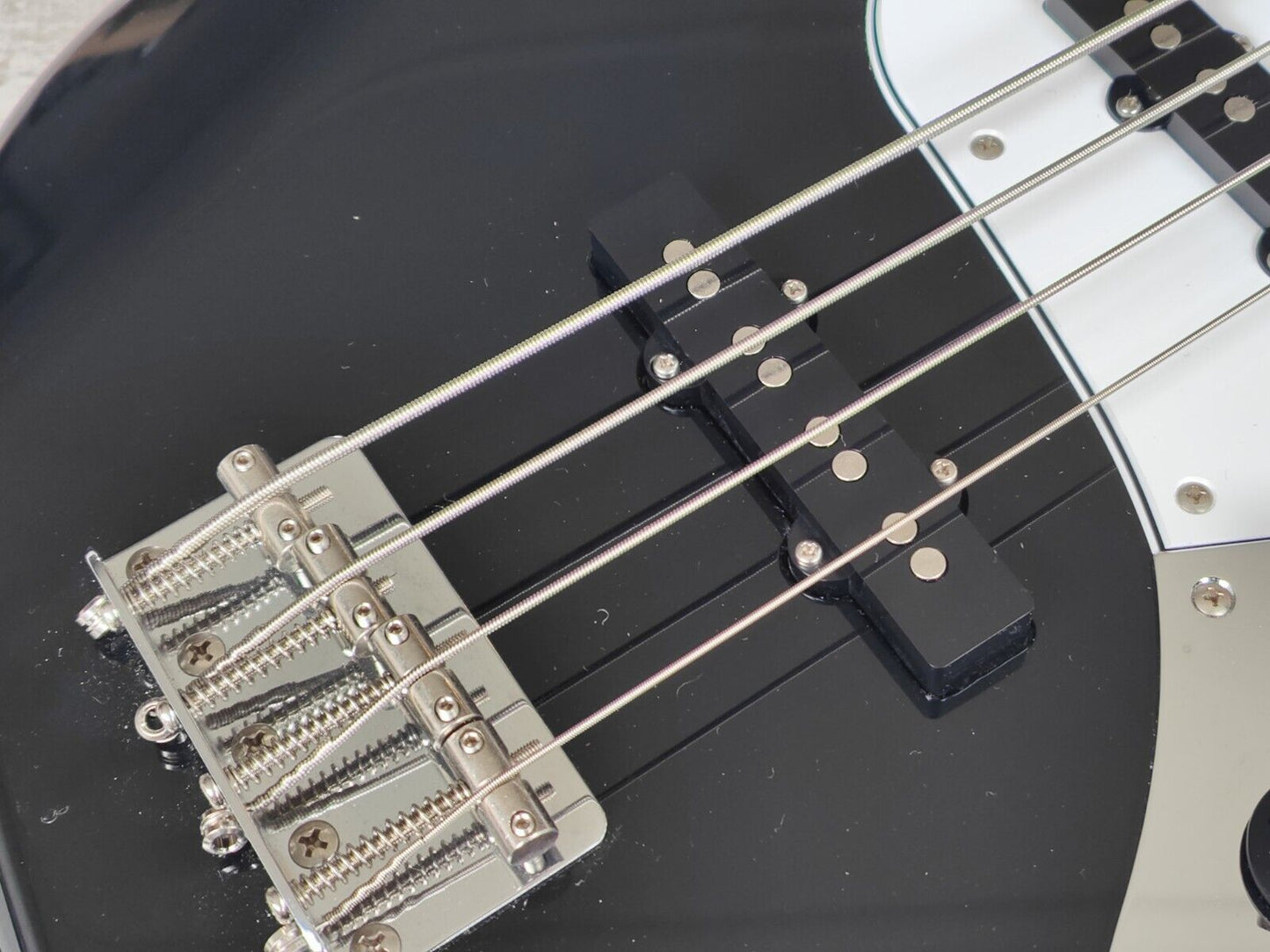 2010 Fender Japan Jazz Bass Standard (Black)