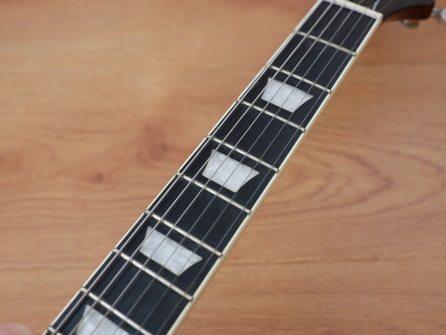 2024 Epiphone Les Paul Modern Figured (Purple Burst)