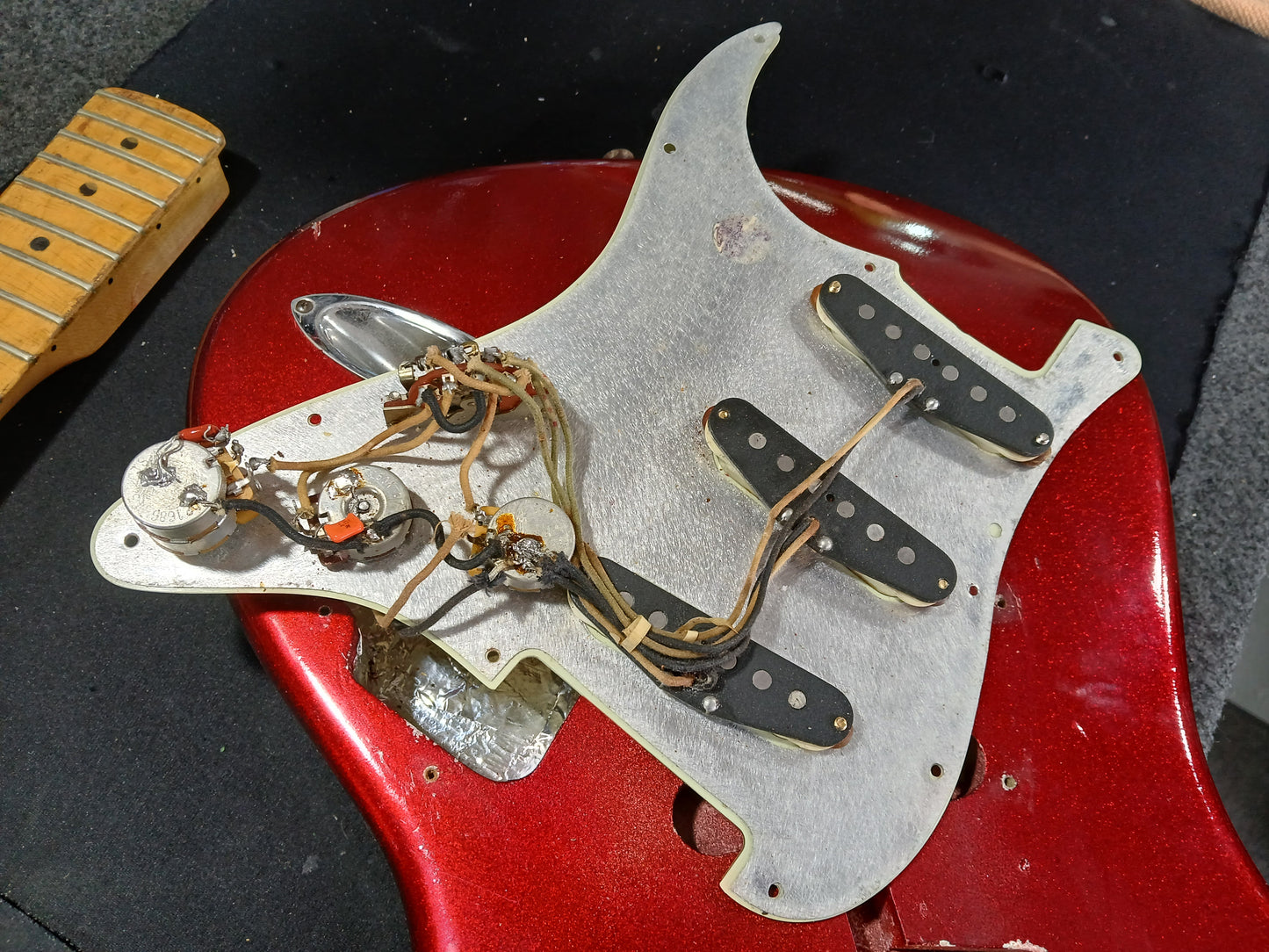 2002 Fender USA Stratocaster Partscaster (Metallic Sparkle Red)