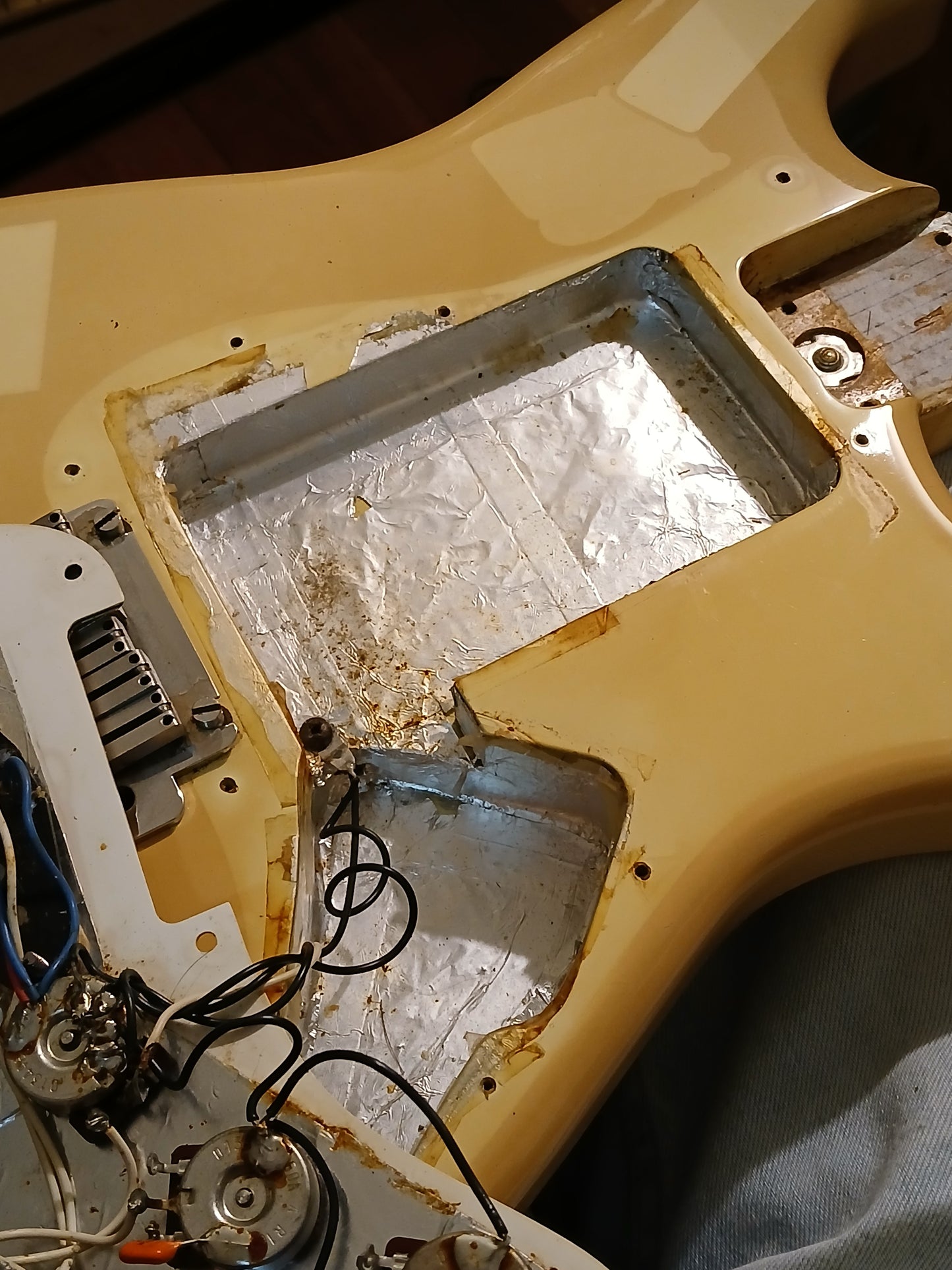 1989 Fender USA American Standard "420 Edition" Stratocaster (Aged White)