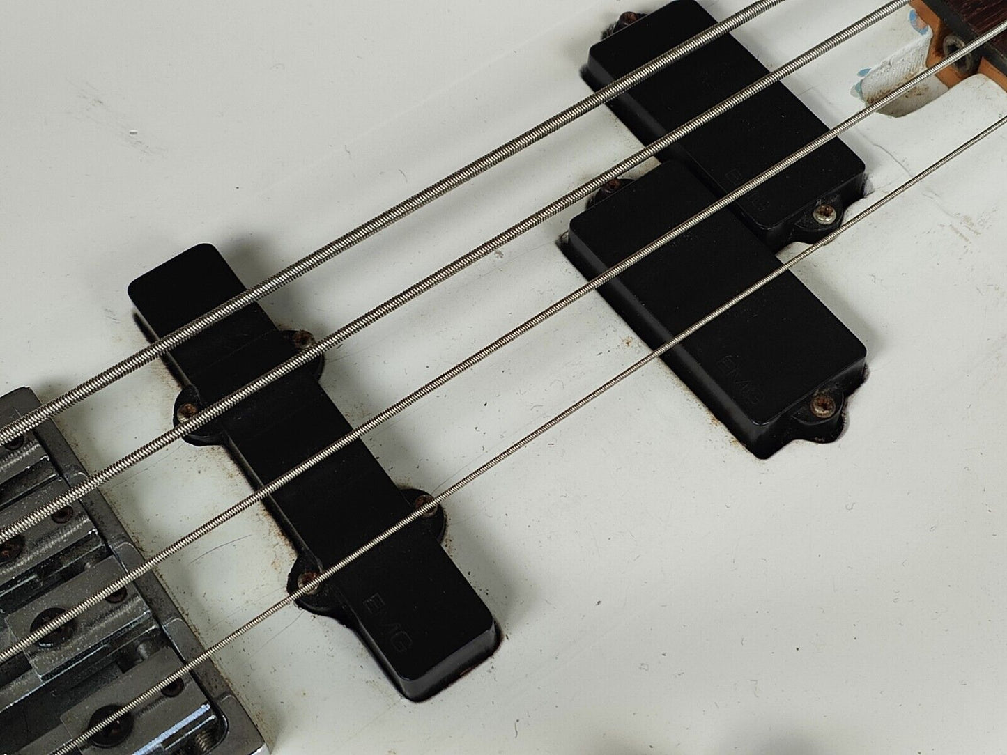 1980's Aria Pro II RSB-Straycat Bass w/Kahler Tremolo System (White)