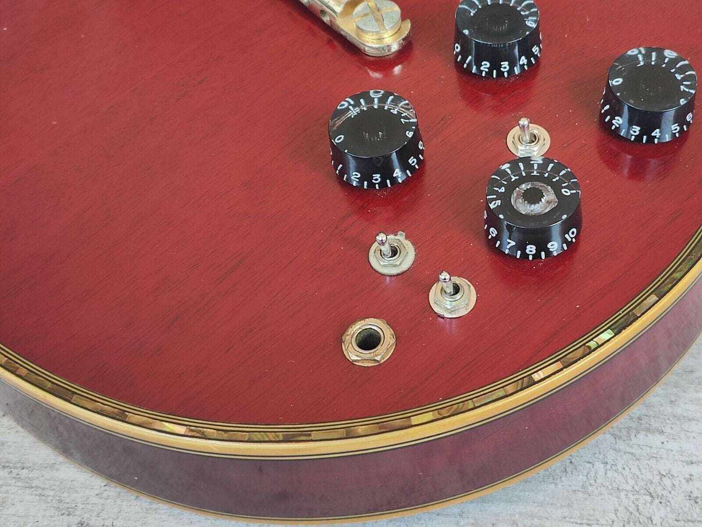 1975 Yamaha Japan SG-175 Double Cutaway SG (Red)