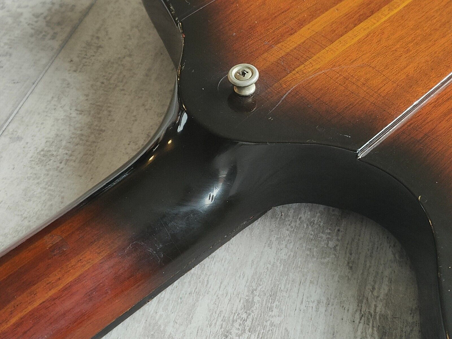 1990 Gibson USA Thunderbird IV Neckthrough Bass (Vintage Brown Sunburst)