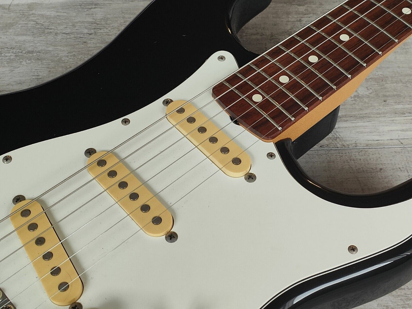1990 Fender Japan Stratocaster Standard (Black)