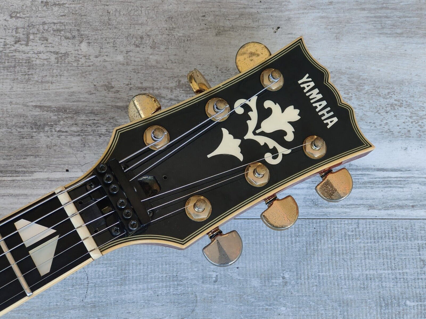 1979 Yamaha Japan SG-2000 Neckthrough Double Cutaway w/Tremolo (Cherry Sunburst)