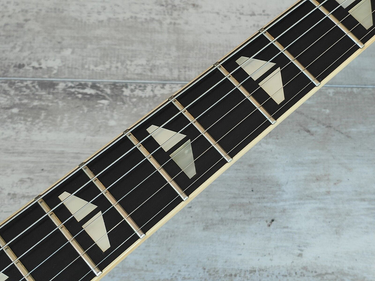 1979 Yamaha Japan SG-2000 Neckthrough Double Cutaway w/Tremolo (Cherry Sunburst)