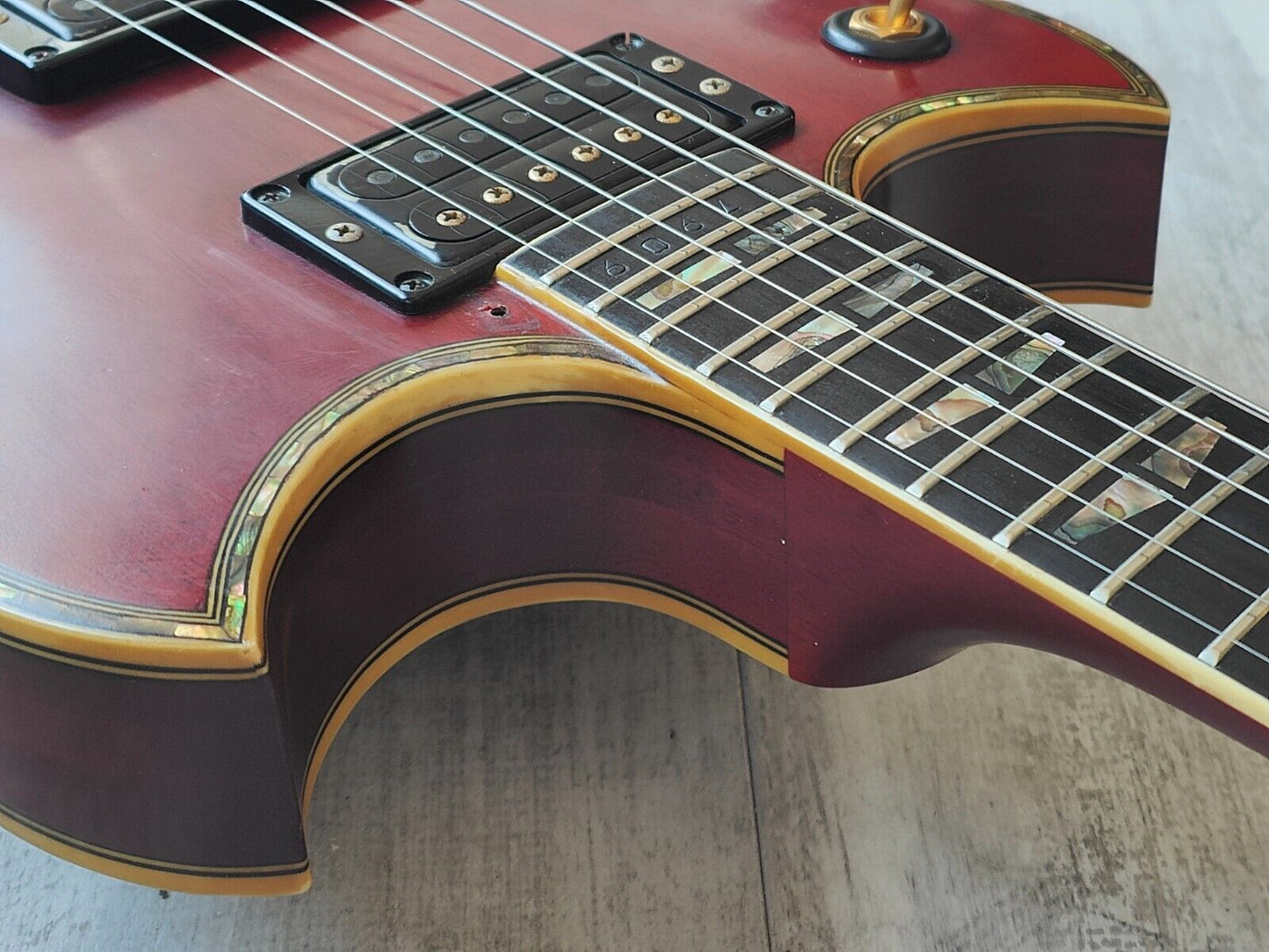 1975 Yamaha Japan SG-175 Double Cutaway SG (Red)