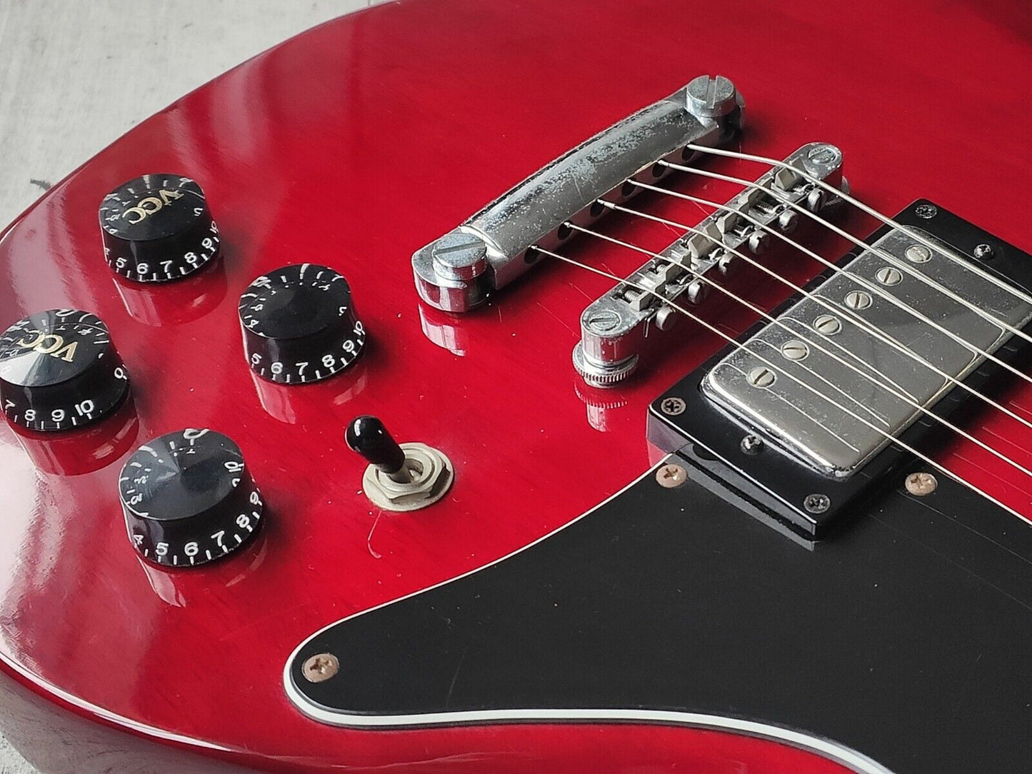 1999 Washburn WI-64 Single Cutaway (Cherry Red)