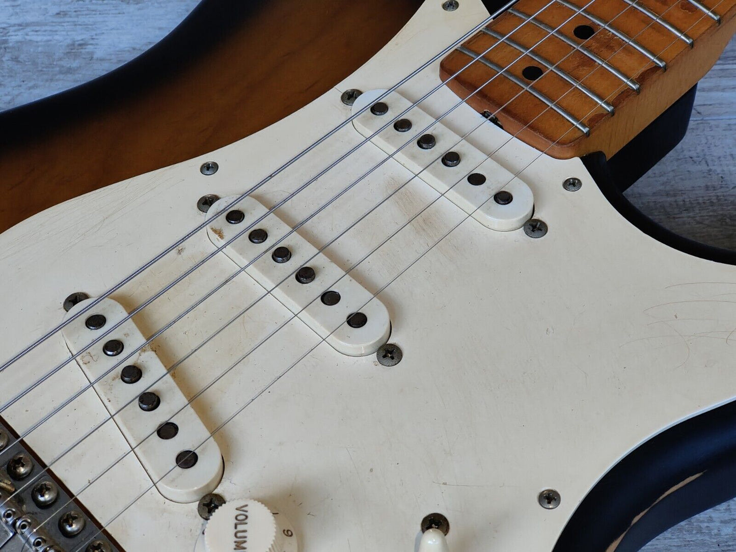 1993 Fender Japan ST54 '54 Reissue Stratocaster (Brown Sunburst)