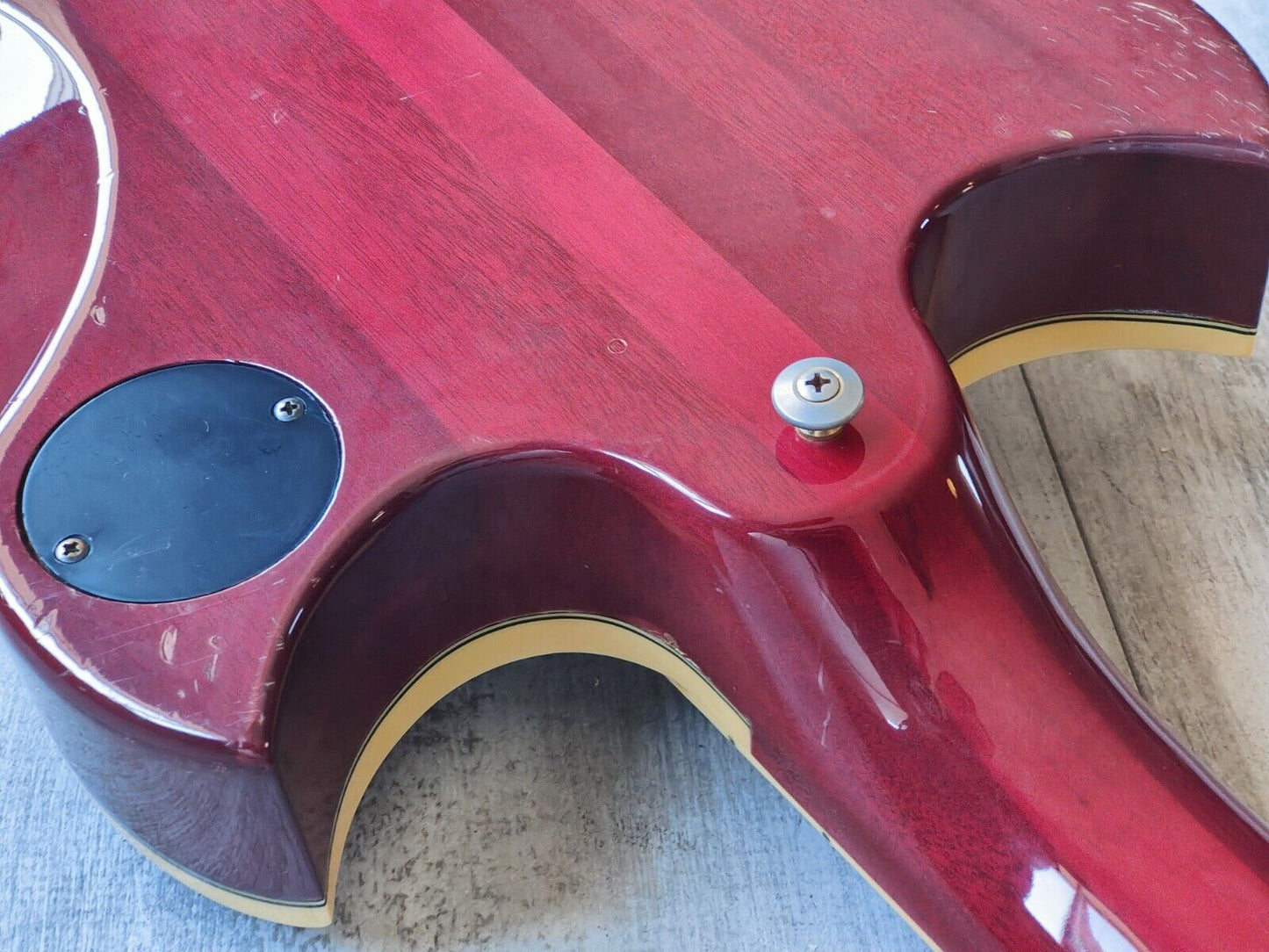 1979 Yamaha Japan SG-2000 Neckthrough Double Cutaway w/Tremolo (Cherry Sunburst)