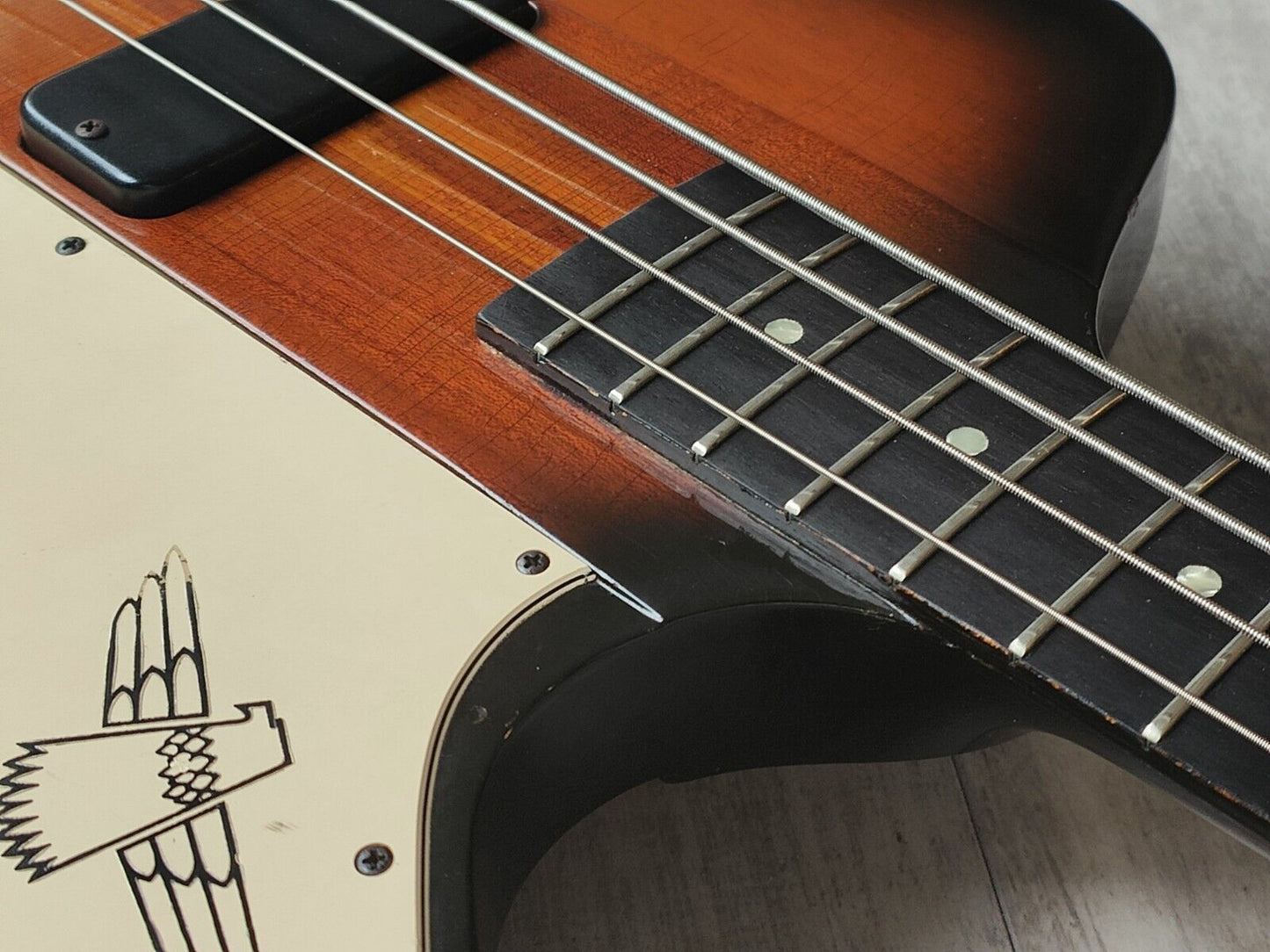 1990 Gibson USA Thunderbird IV Neckthrough Bass (Vintage Brown Sunburst)