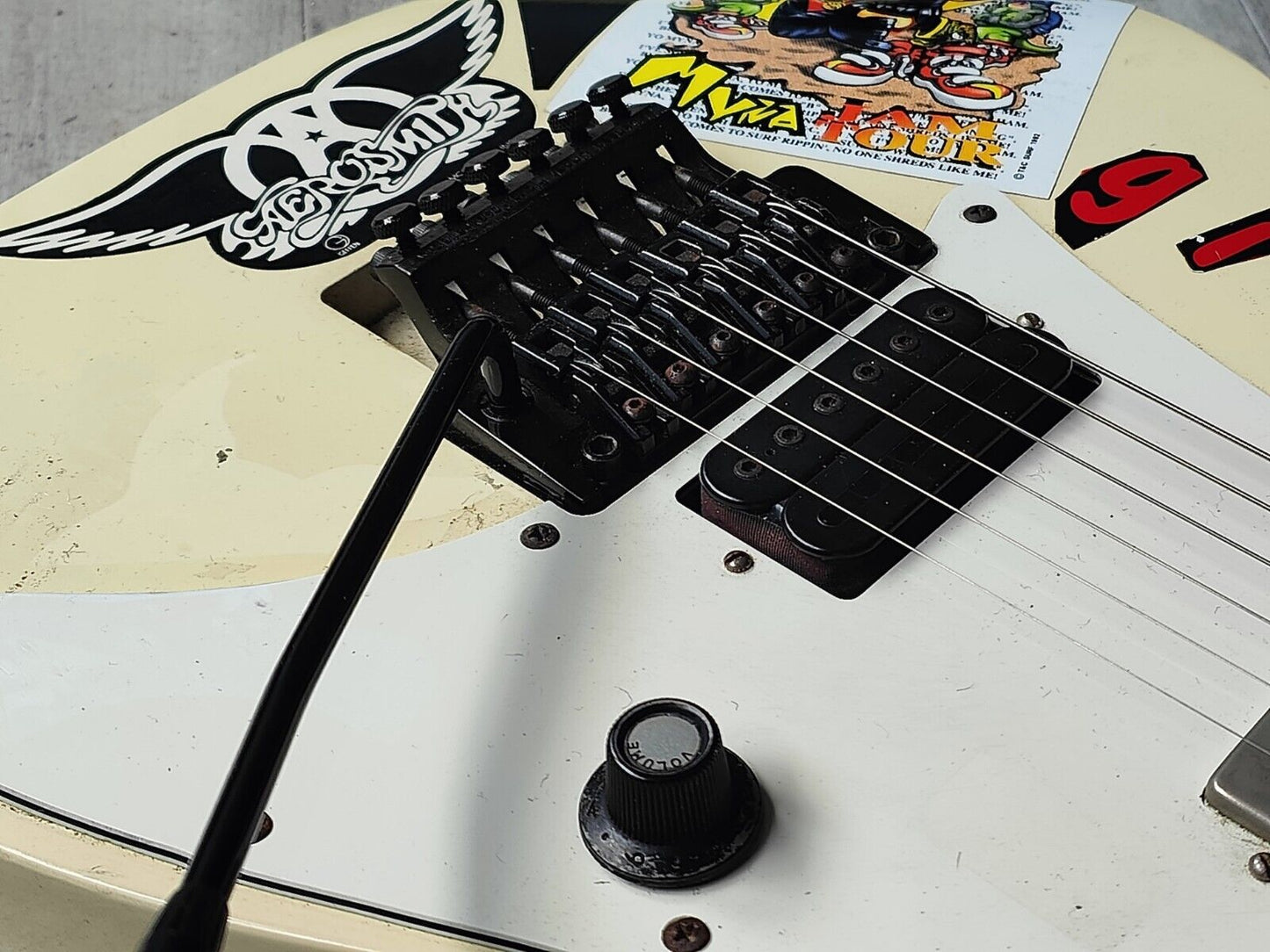 1987 Ibanez Japan RG550 Modified Superstrat - Duncan/Dimarzio Pickups (White)