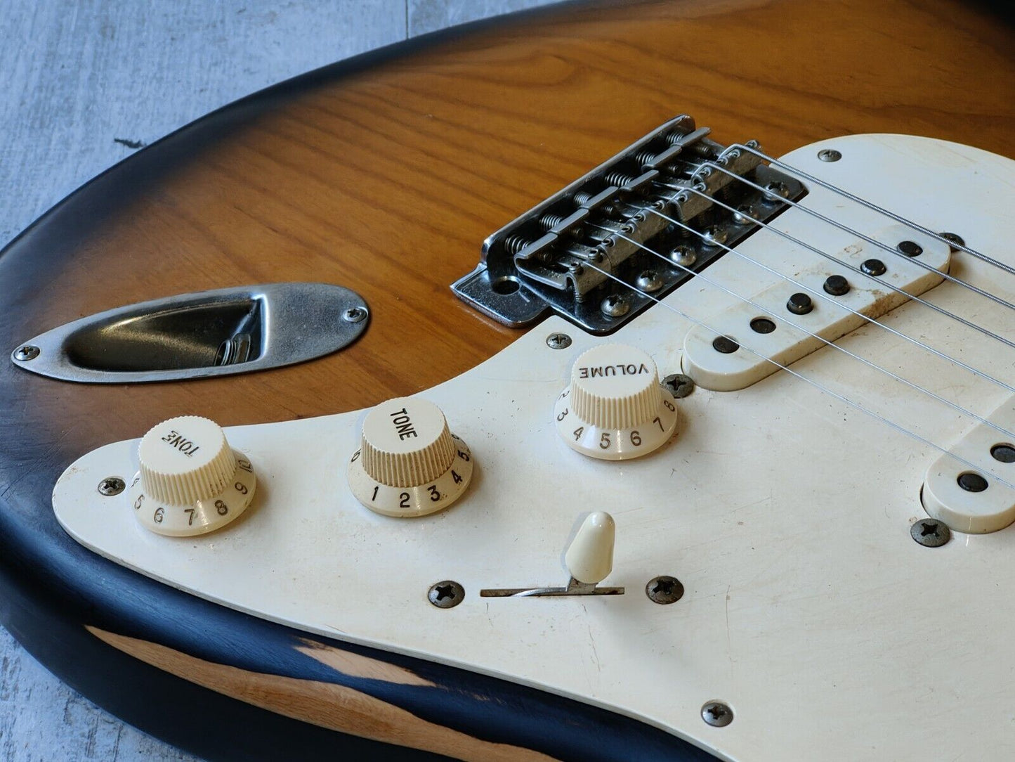 1993 Fender Japan ST54 '54 Reissue Stratocaster (Brown Sunburst)