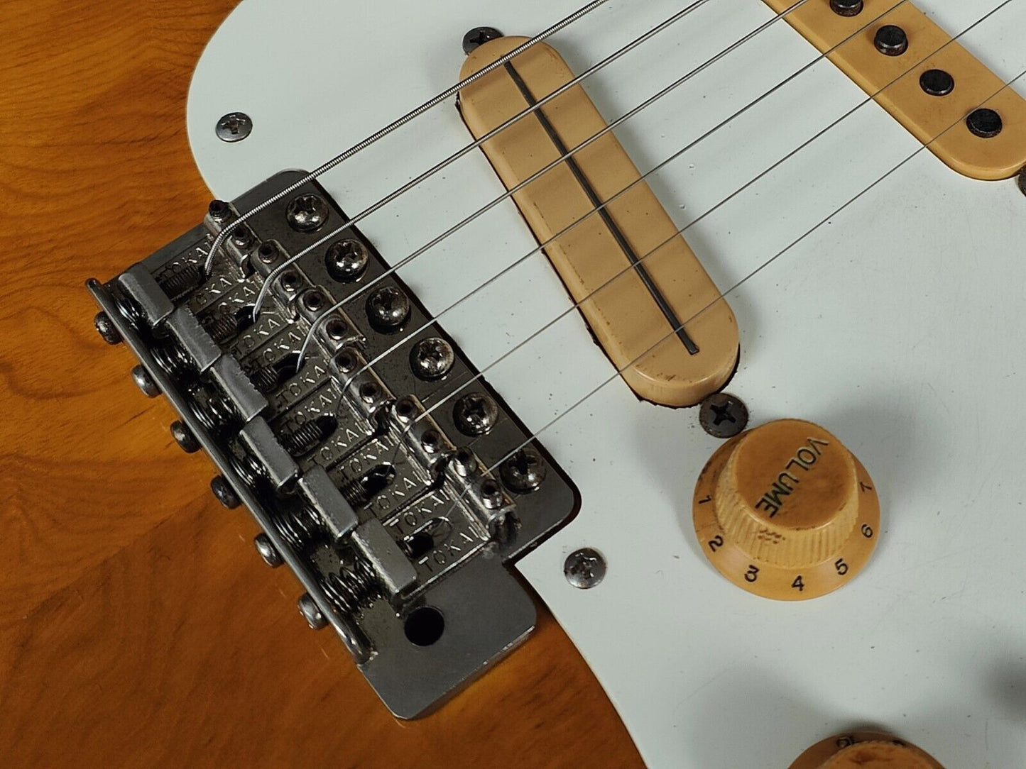 1980 Tokai ST-80 Springy Sound '54/63 Reissue Stratocaster (Brown Sunburst)