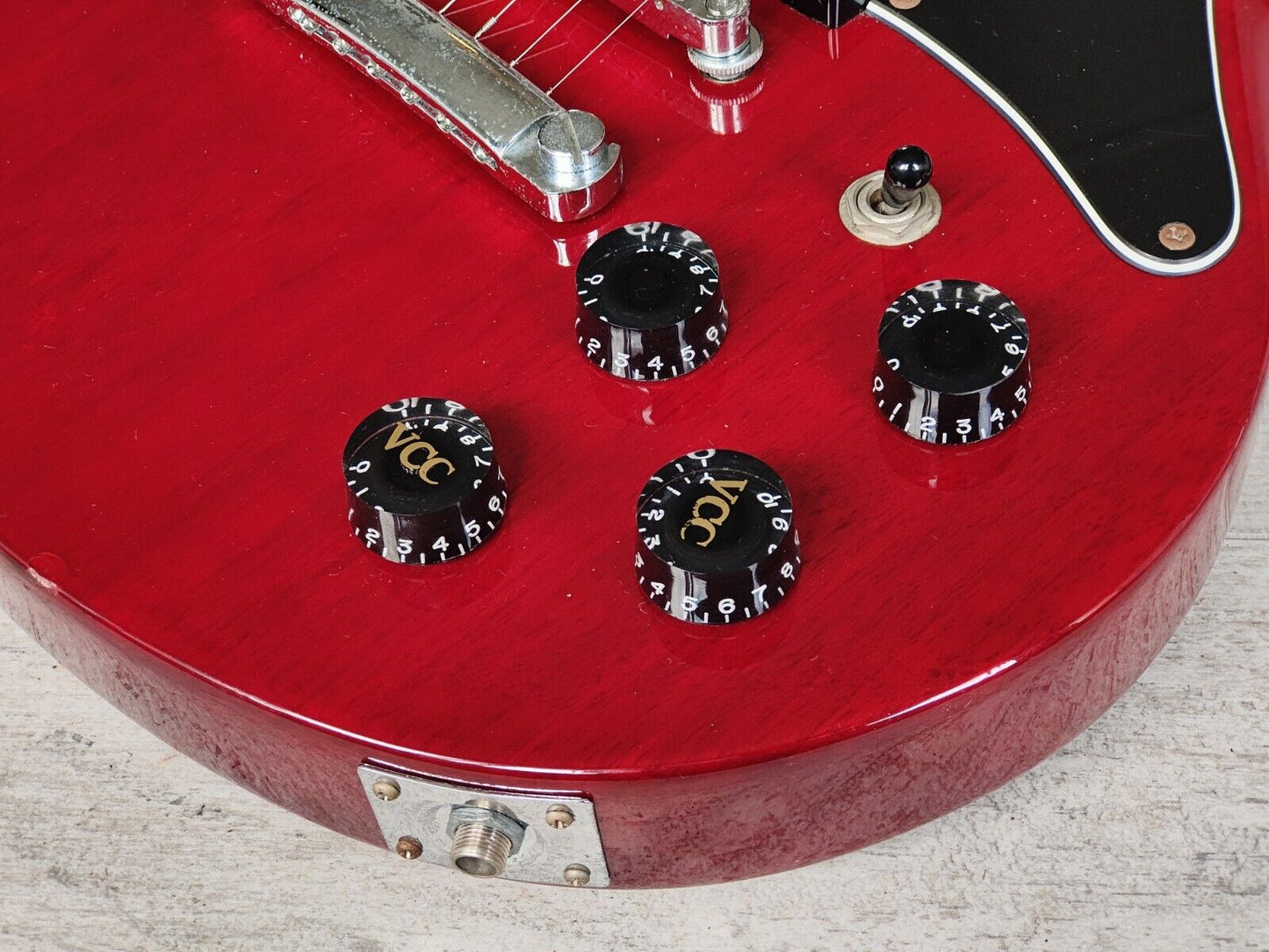 1999 Washburn WI-64 Single Cutaway (Cherry Red)