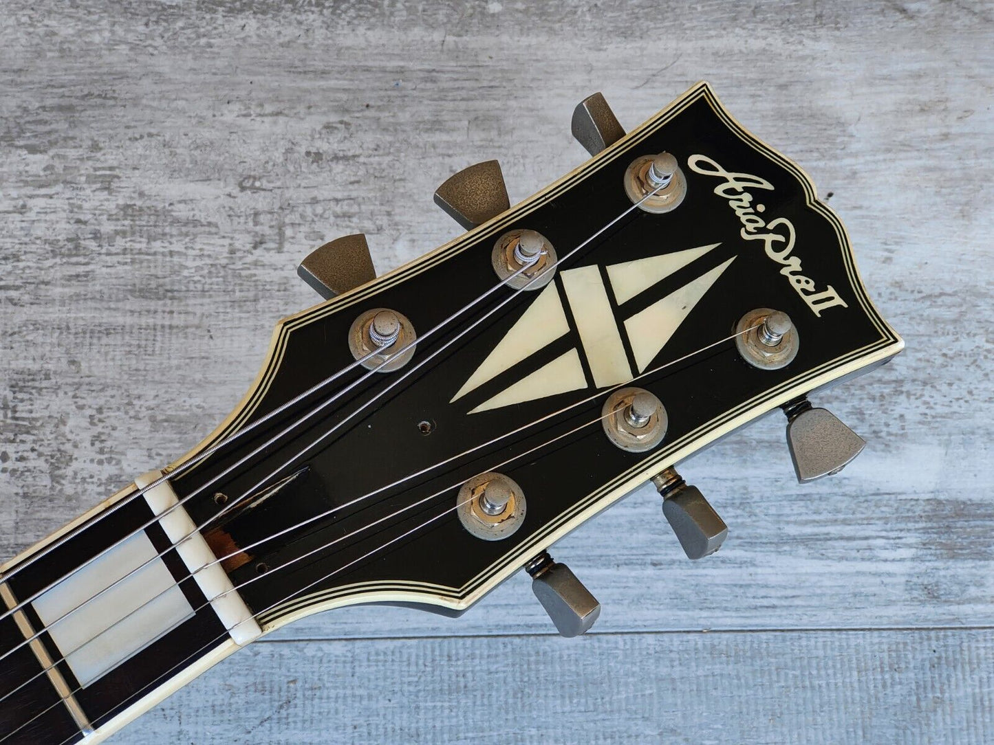 1976 Aria Pro II Japan LC-500 Les Paul Custom (Black/Ebony)