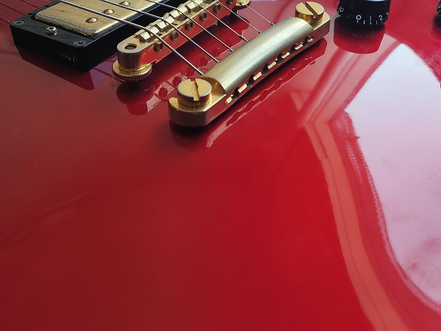 2010 FGN (Fujigen) NCLC-10R Neo Classic Series Les Paul (Metallic Red)