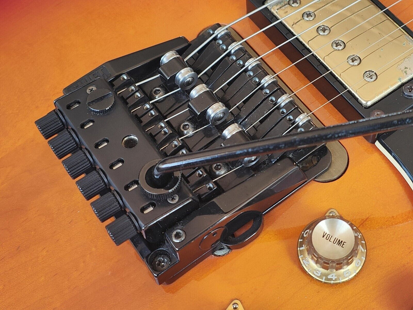 1979 Yamaha Japan SG-2000 Neckthrough Double Cutaway w/Tremolo (Cherry Sunburst)