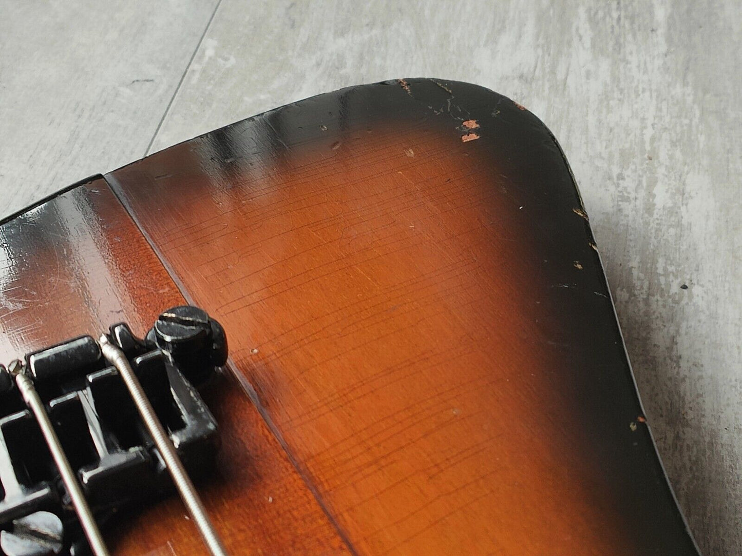 1990 Gibson USA Thunderbird IV Neckthrough Bass (Vintage Brown Sunburst)