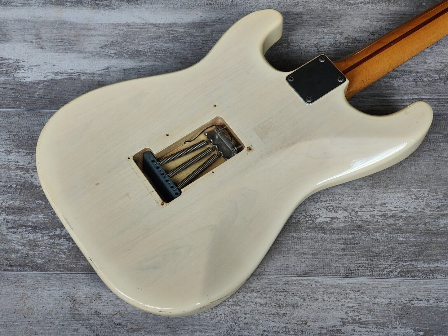 2000 Fender Japan STR-135RK Richie Kotzen Stratocaster w/ST57 Neck (White)