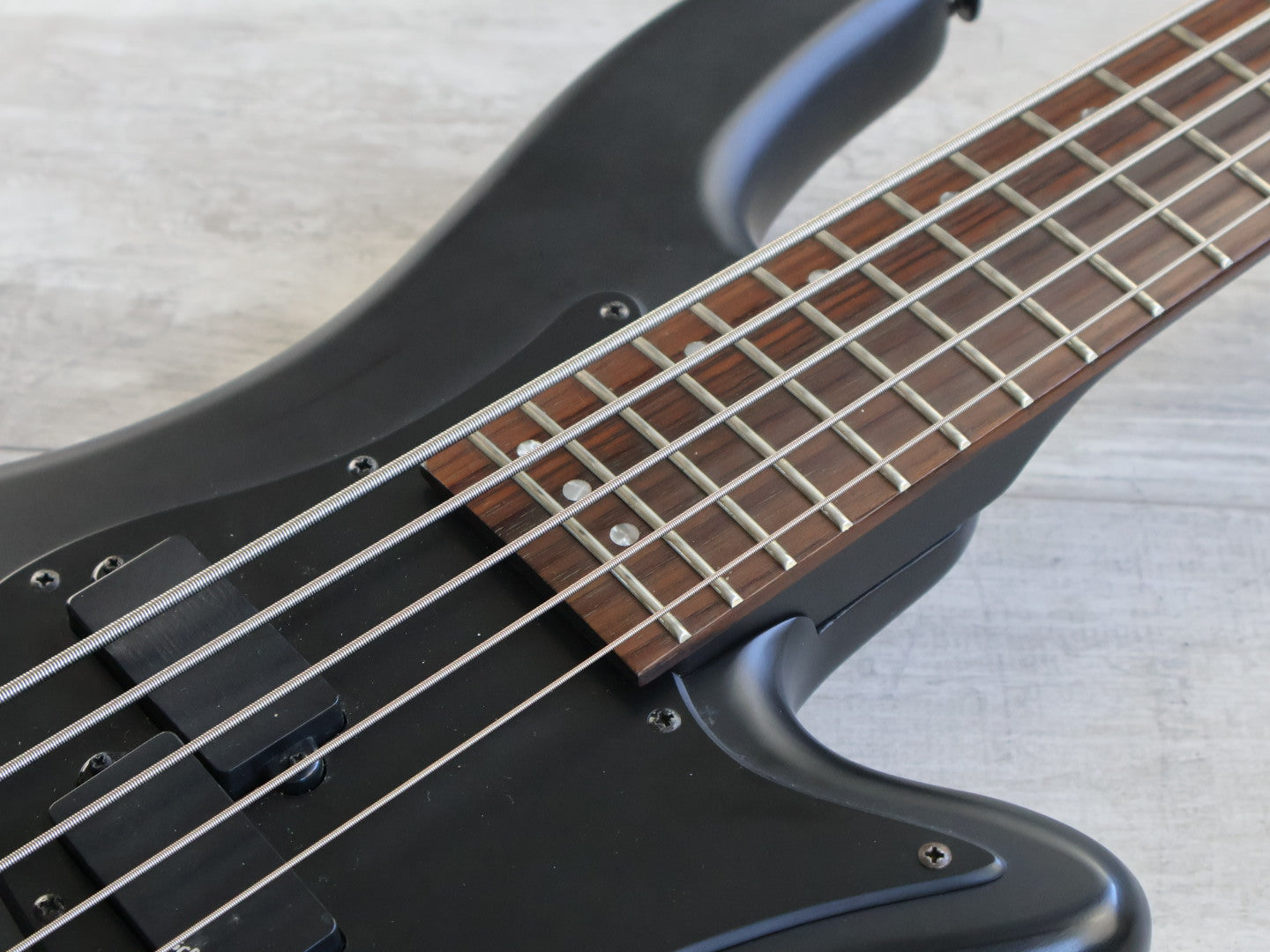 Schecter Stiletto Stealth-5 5-String Bass (Satin Black)