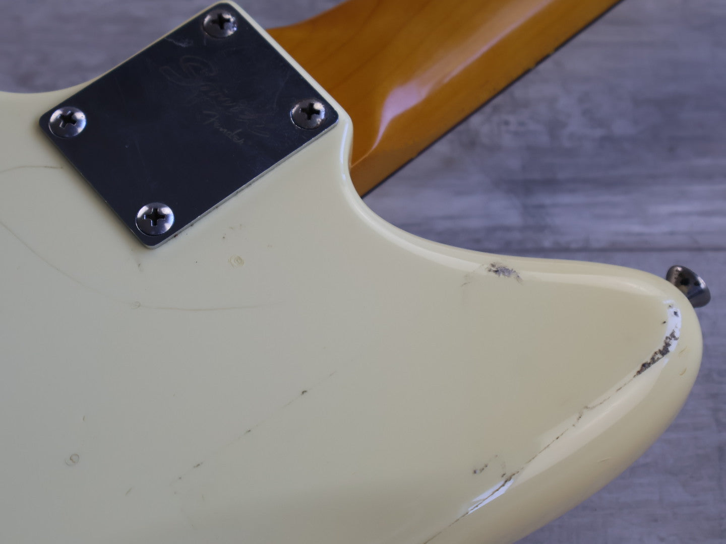 2014 Squier "J Mascis" Jazzmaster w/Rosewood Fingerboard (Vintage White/Gold)