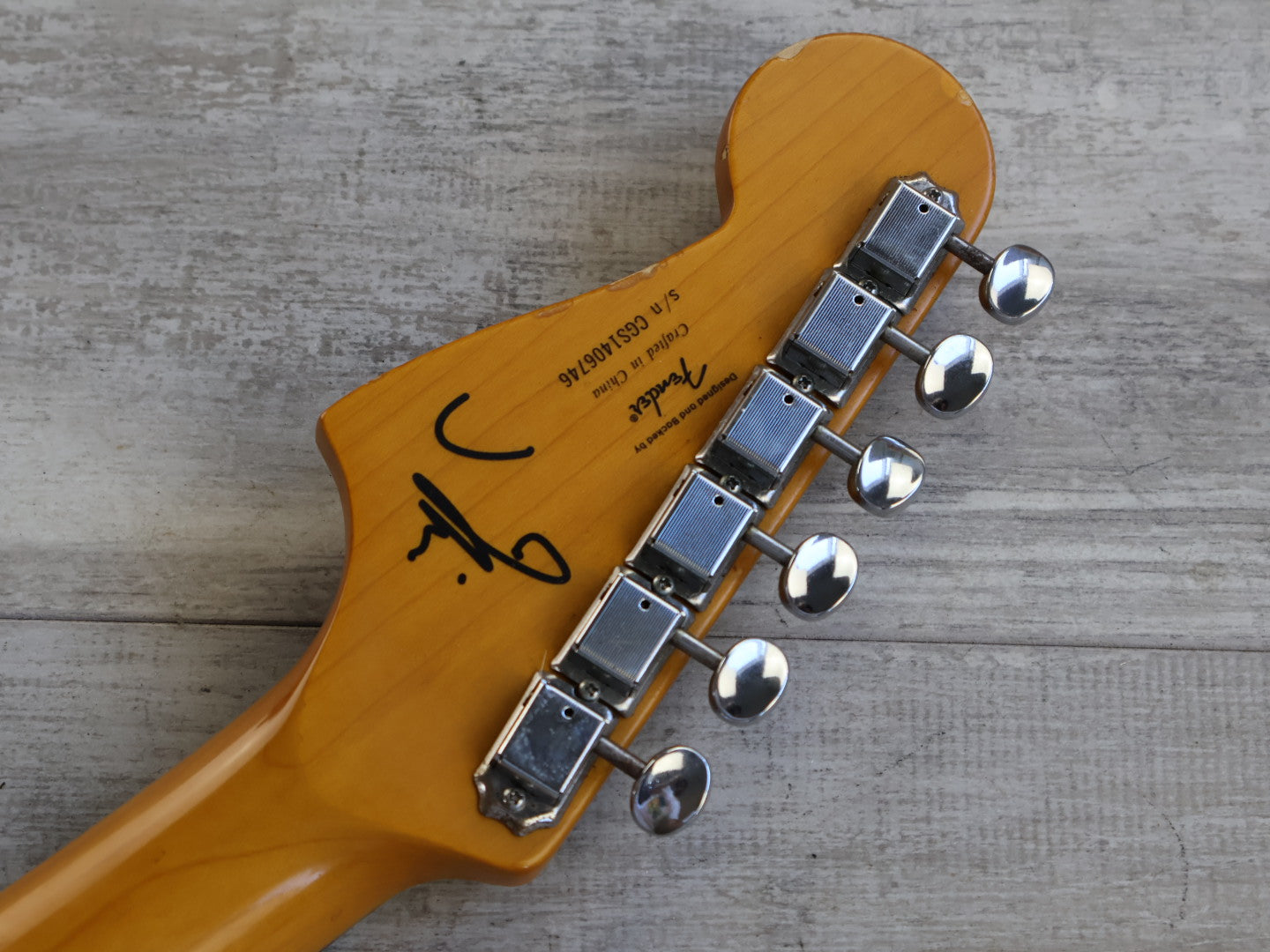 2014 Squier "J Mascis" Jazzmaster w/Rosewood Fingerboard (Vintage White/Gold)