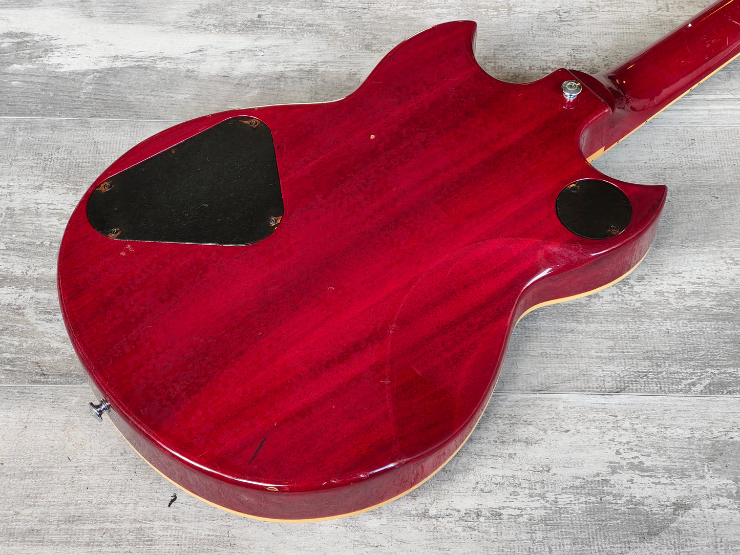 1977 Yamaha Japan SG-700 Double Cutaway (Cherry Sunburst)