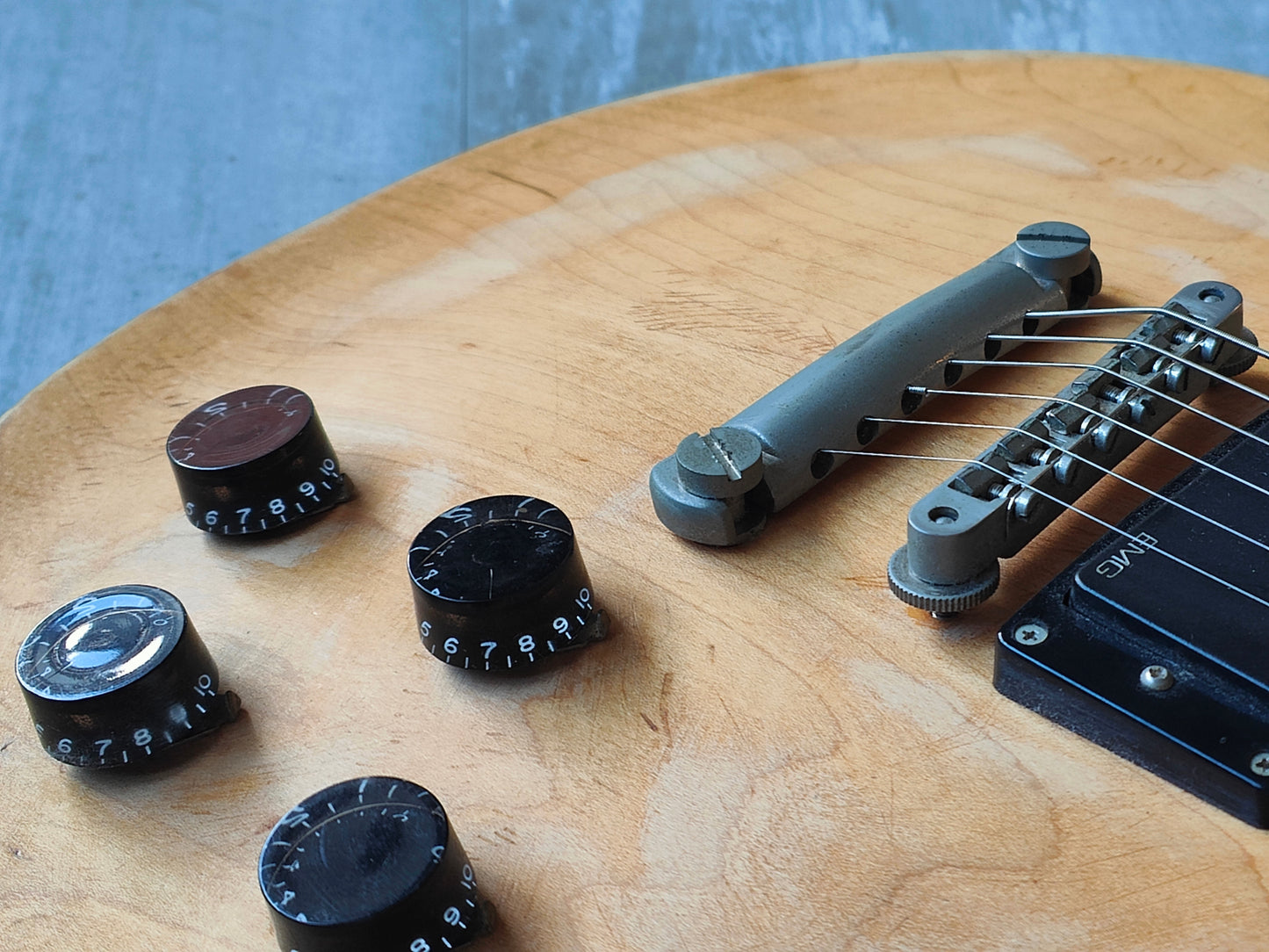 1981 Greco Japan EG-700 Super Power Les Paul Standard w/EMG's (Natural)